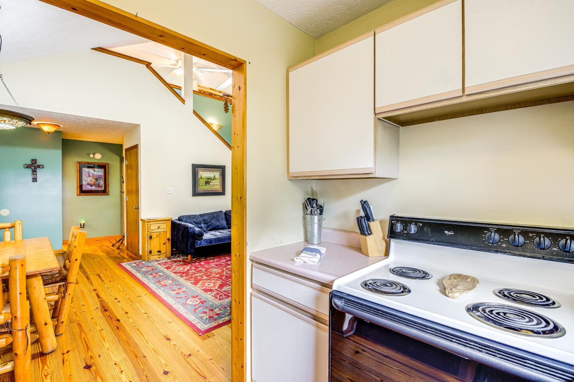 Pet-Friendly Sevierville Rental With Private Hot Tub Exteriör bild