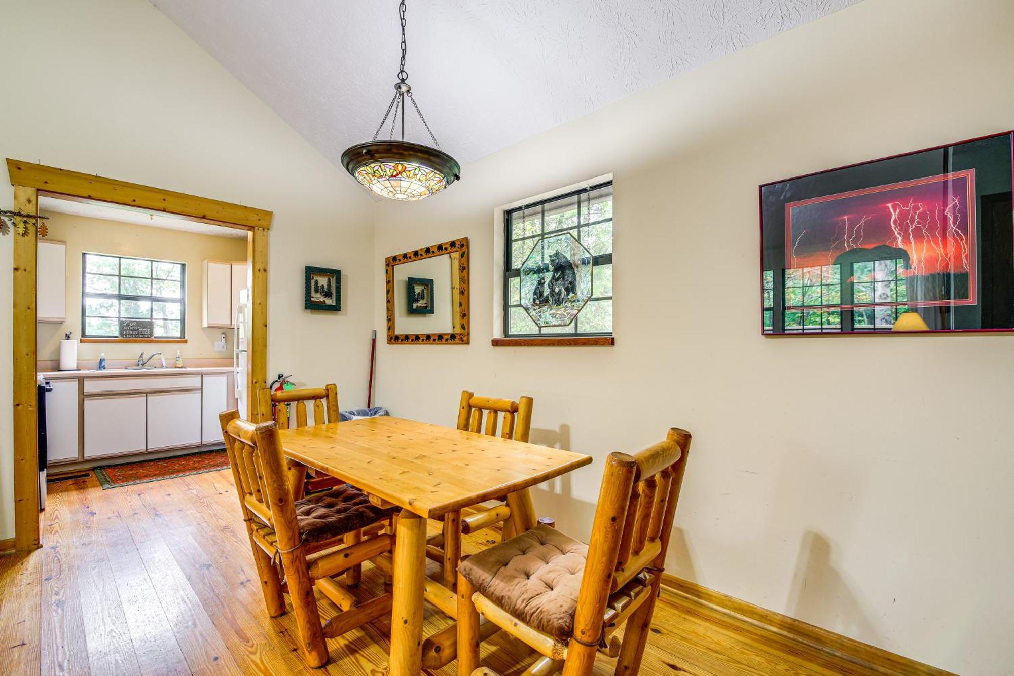 Pet-Friendly Sevierville Rental With Private Hot Tub Exteriör bild